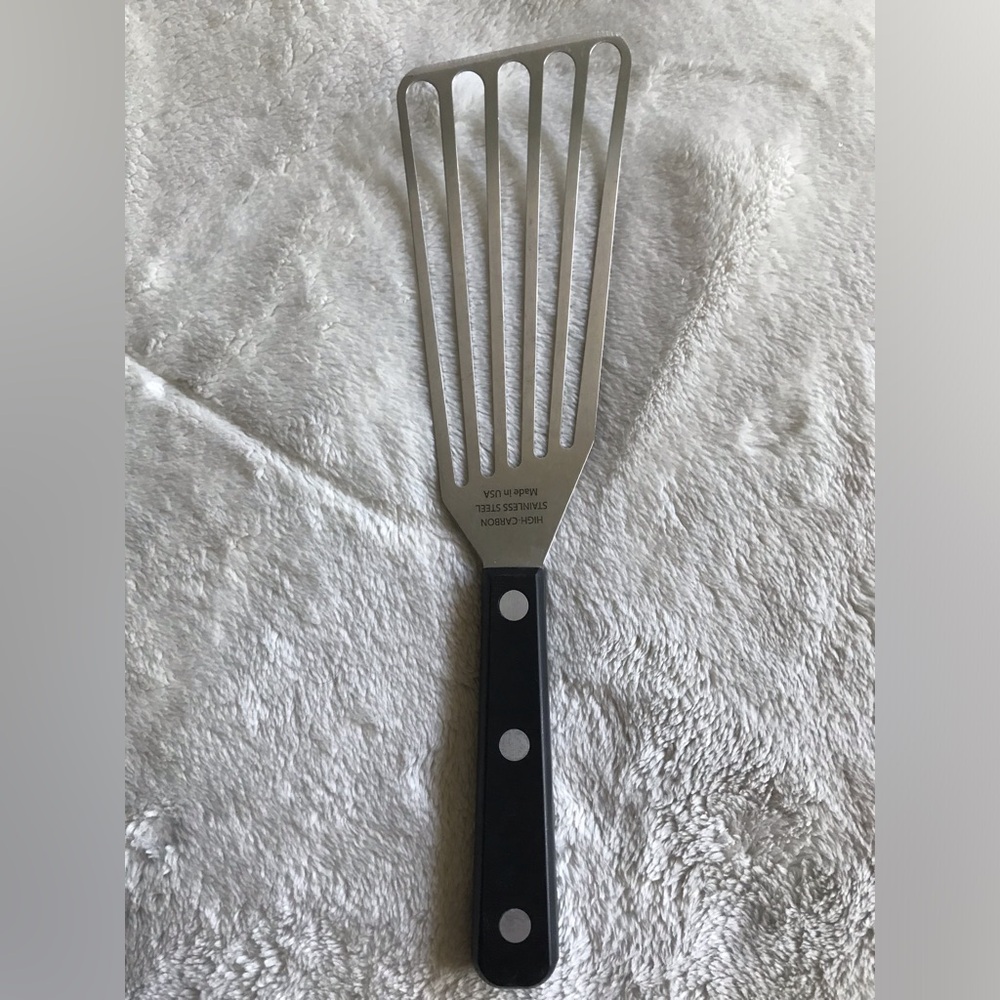 Lamson Flexible Stainless-Steel Slotted Turner MADE IN USA